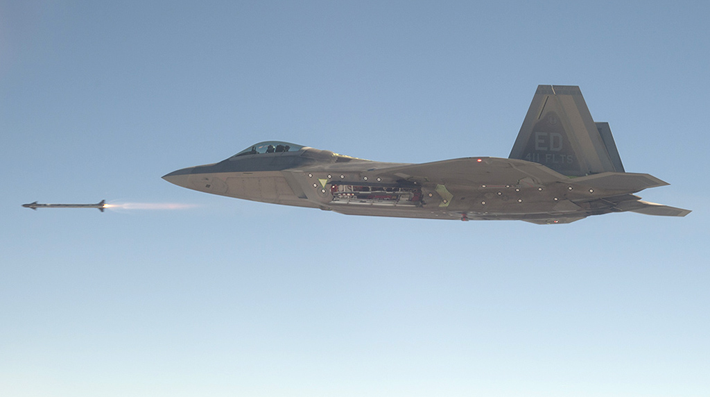 F-22 AIM-9X