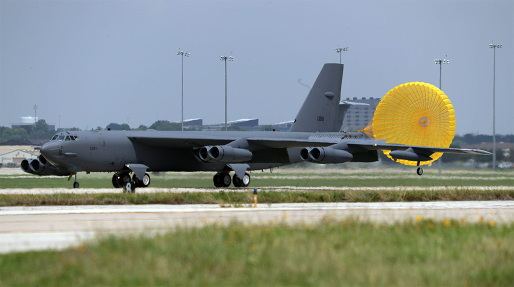 B-52 new radar